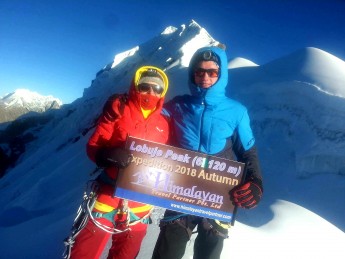 Everest Basecamp - Lobuje Peak Climbing